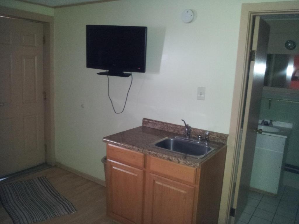 Mustang Motel Gillette Room photo