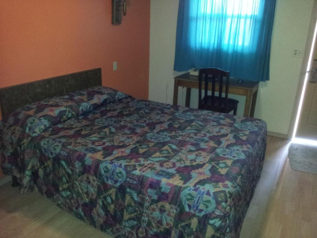 Mustang Motel Gillette Room photo